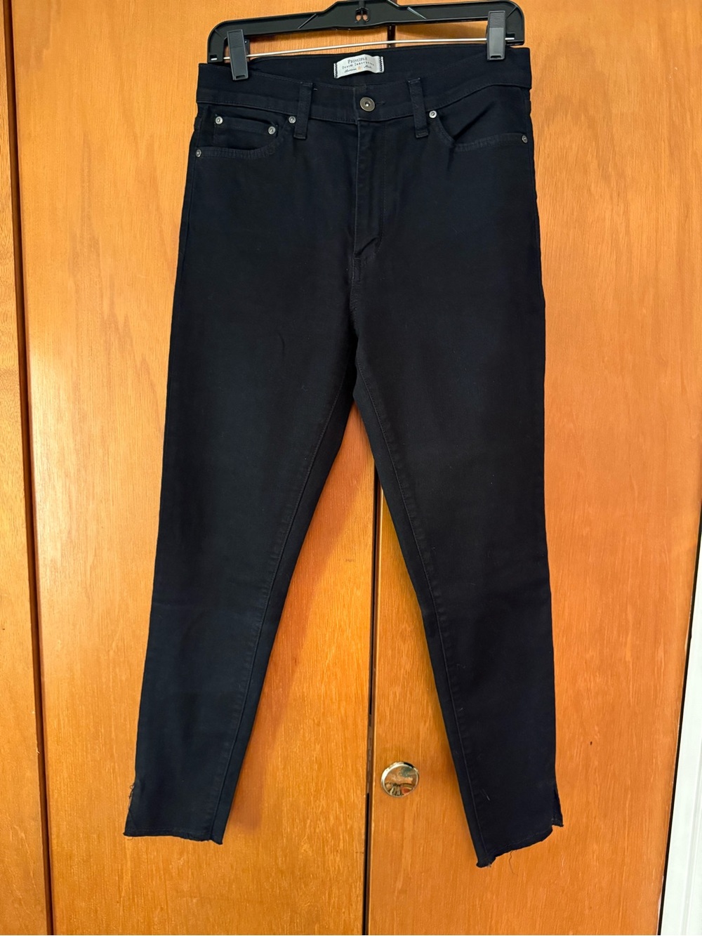EUC Principle Black Skinny Jeans size 31